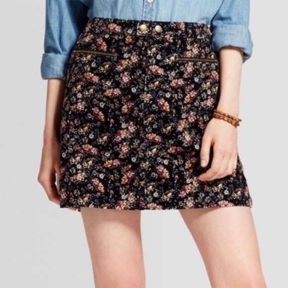 Mossimo Supply Co. Dresses & Skirts - MOSSIMO floral corduroy skirt